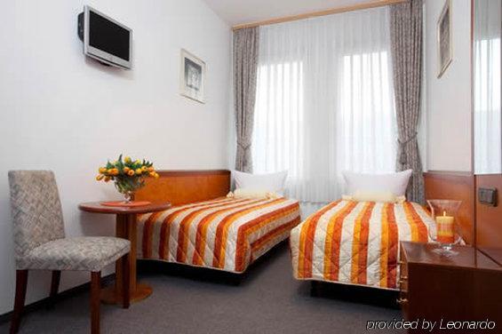 Potsdamer Inn Βερολίνο Δωμάτιο φωτογραφία